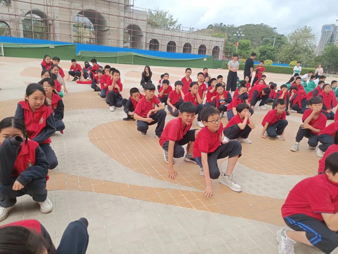 学生消防演习